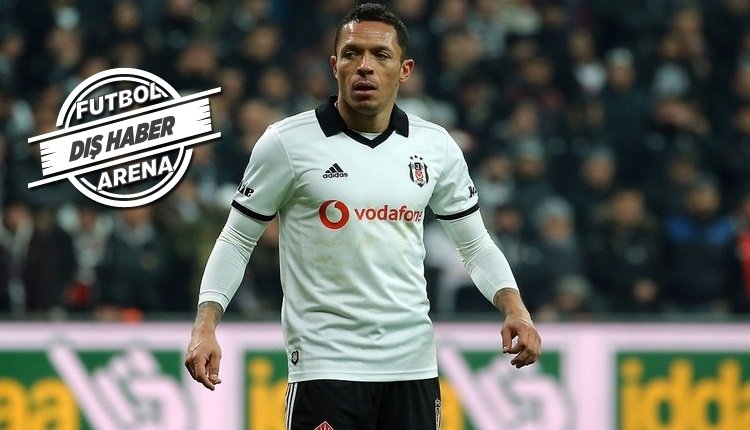 <h2>Adriano, Santos’a transfer olacak mı?</h2>