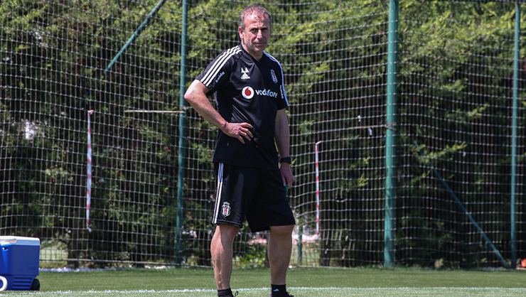 <h2>Beşiktaş’tan genç futbolcular için karar</h2>