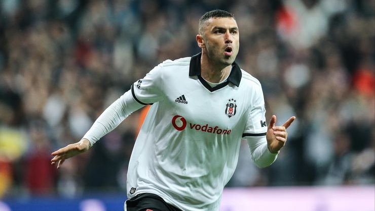 Burak Yılmaz Beşiktaş’ta kalacak mı?