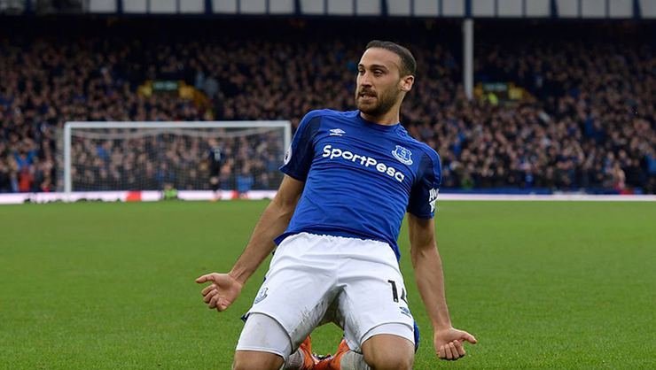 <h2>Cenk Tosun Galatasaray’a mı geliyor?</h2>