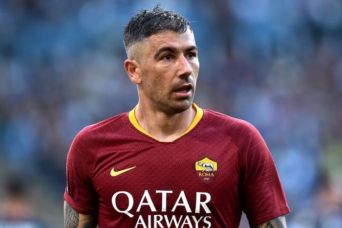 Kolarov, Fenerbahçe’ye transfer olacak mı?