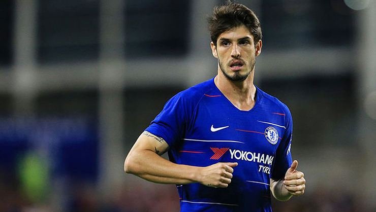 Beşiktaş, Lucas Piazon’u transfer edecek mi?