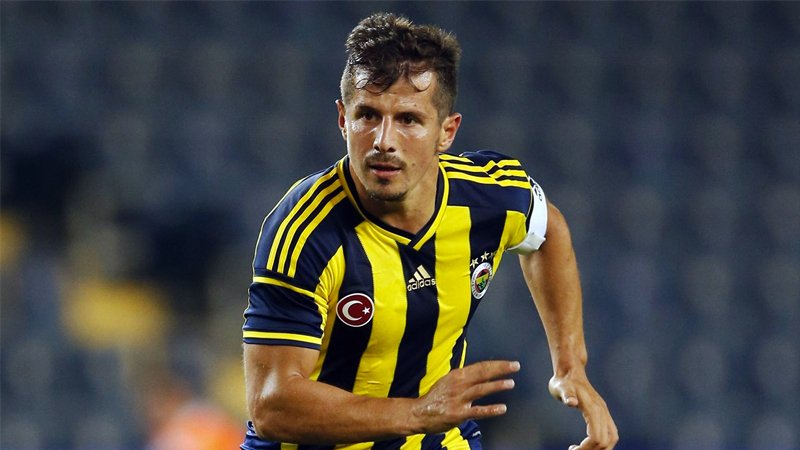 <h2>Emre Belözoğlu’dan Fenerbahçe ve şampiyonluk iddiası</h2>