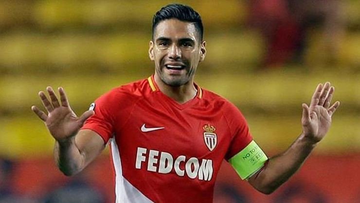 <h2>Galatasaray, Falcao’yu transfer etti mi?</h2>