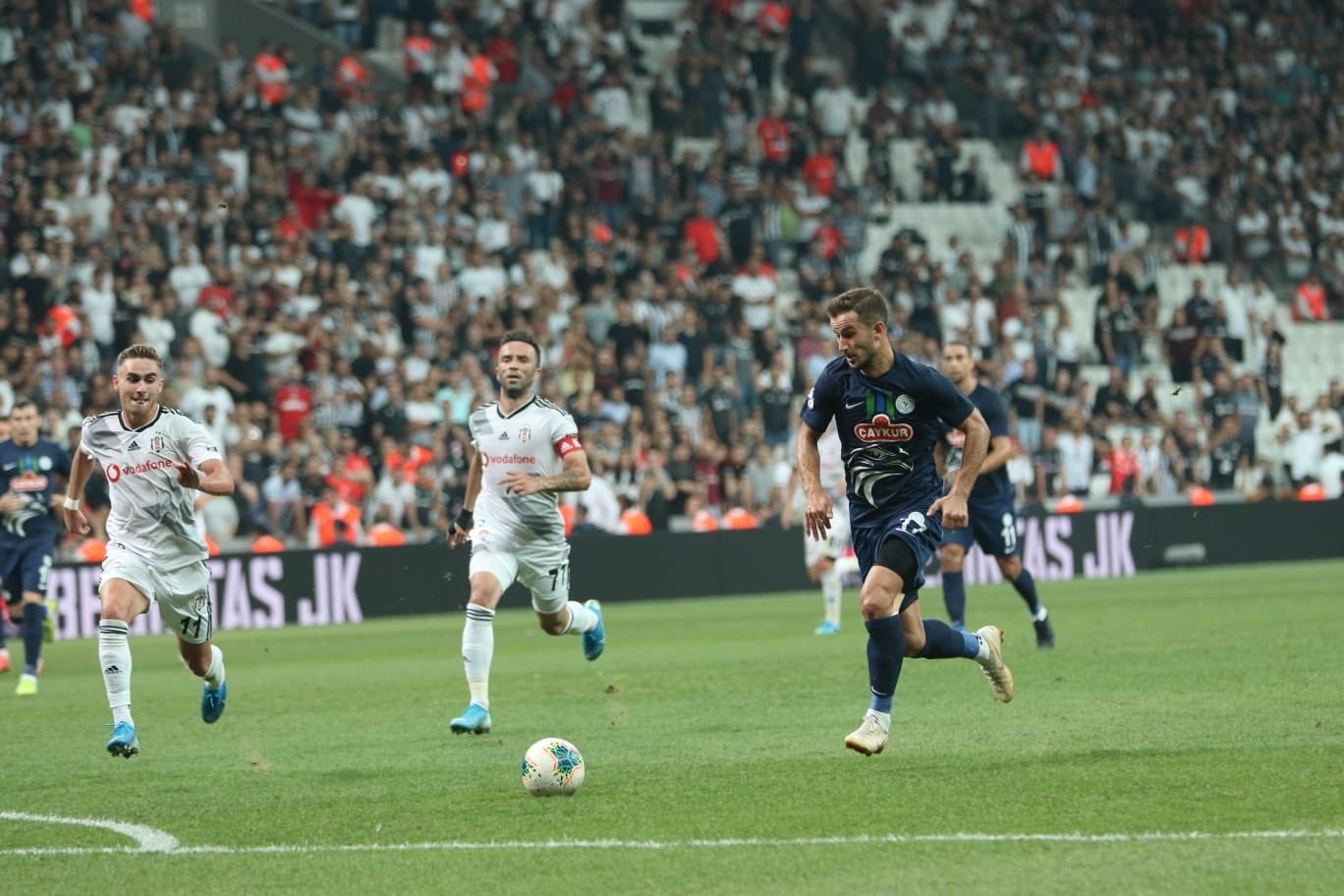 <h2>Beşiktaş: 30.175</h2>