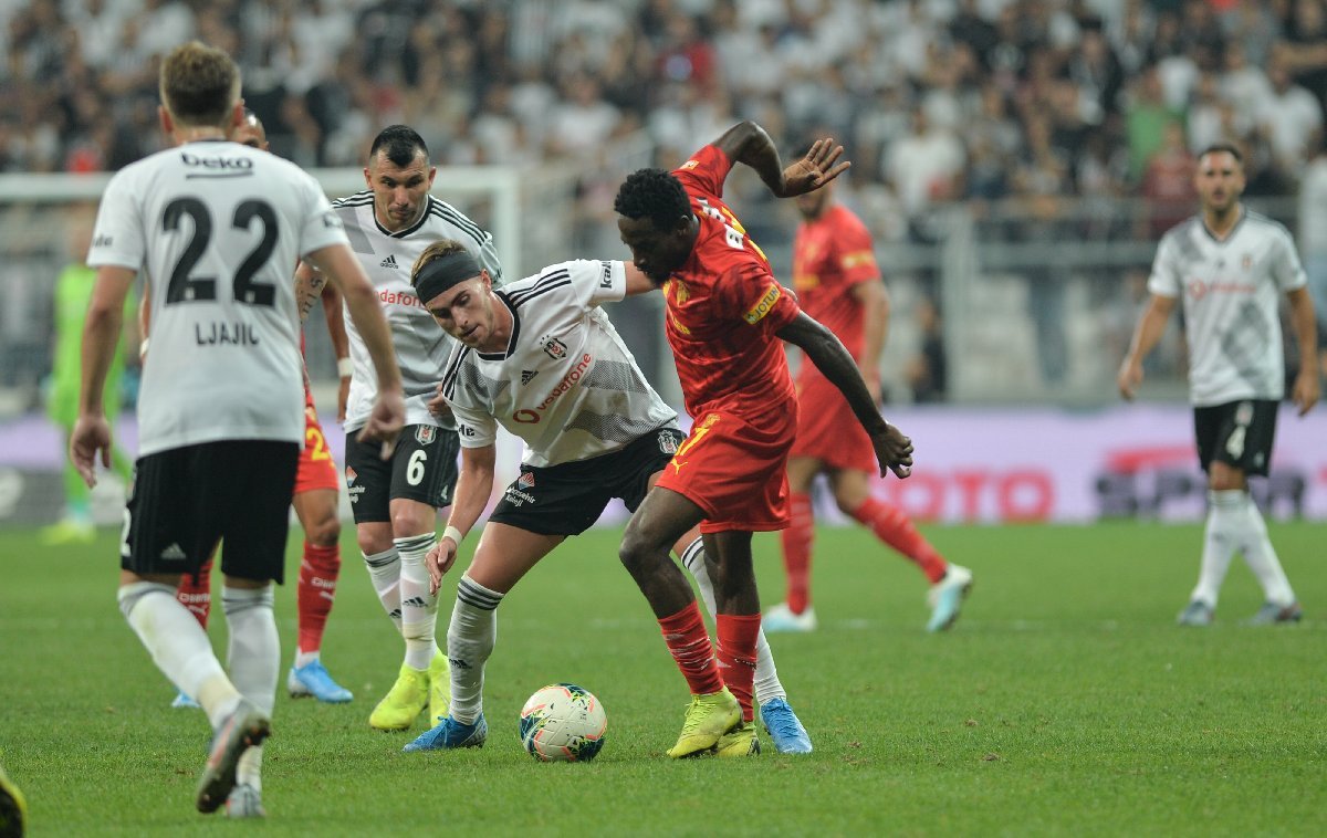 <h2>Beşiktaş - Göztepe: 29.923</h2>