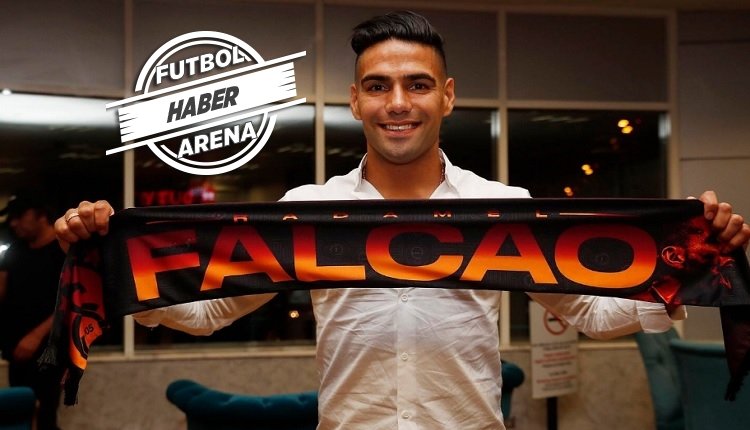 <h2>Falcao İstanbul’da! 3’lü çektirdiği an</h2>