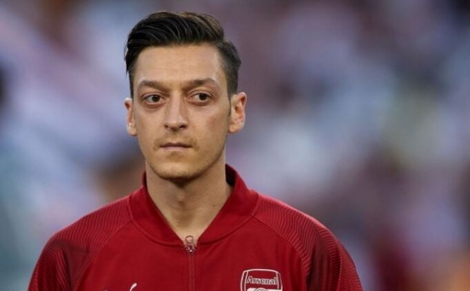 <h2>FENERBAHÇE’DE MESUT ÖZİL SESLERİ</h2>