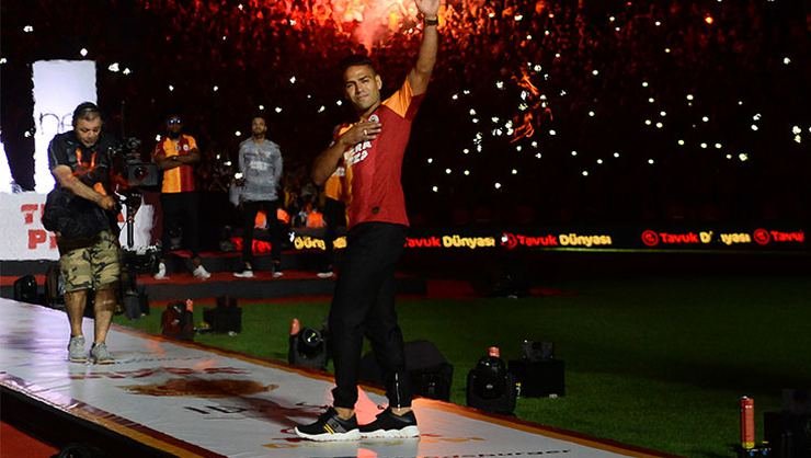 Galatasaray Radamel Falcao’dan sonra ne kadar satış yaptı?