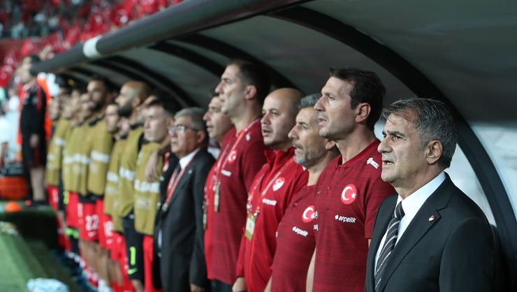 <h2>OZAN KABAK İLK 11’DE OLACAK MI?</h2>