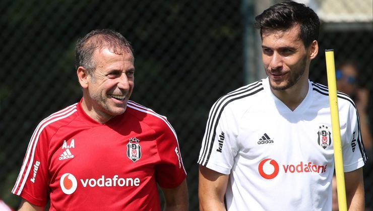 <h2>Umut Nayir Beşiktaş’ın ilk 11’inde oynayacak mı?</h2>