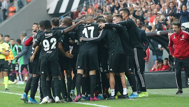 <h2>BEŞİKTAŞ VODAFONE’DA BİR BAŞKA OYNUYOR</h2>