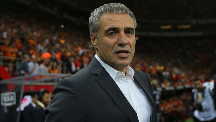 <h2>ERSUN YANAL’DAN MOSES TRANSFERİ İSTEĞİ</h2>