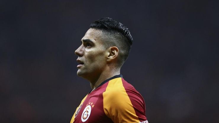 FALCAO REAL MADRİD İLE GÖRÜŞMÜŞ