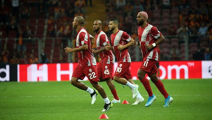 <h2>GALATASARAY’A PARA DOPİNGİ</h2>