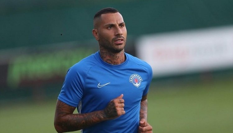 QUARESMA’DAN ASKER SELAMI AÇIKLAMASI