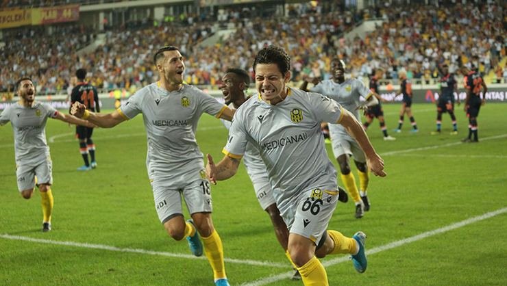 <h2>BEŞİKTAŞ BREZİLYALI YILDIZ İLE GÖRÜŞTÜ</h2>