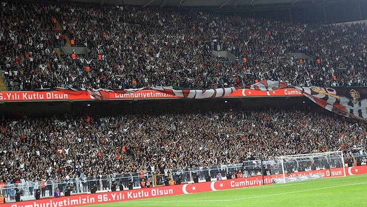 <h2>BEŞİKTAŞ SAHASINDA KAYBETMİYOR</h2>