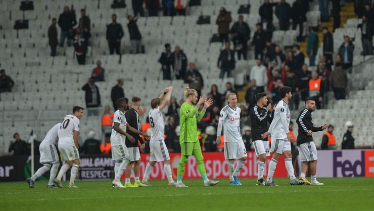 <h2>BEŞİKTAŞ TRİBÜNLERİ BOŞ KALDI</h2>