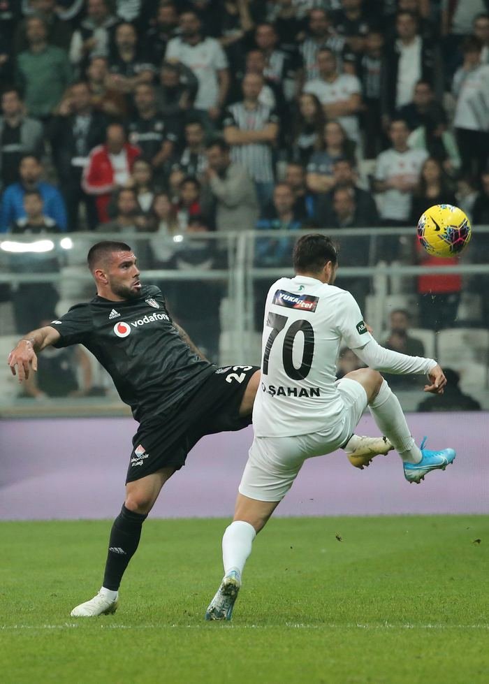 CEM DİZDAR’IN BEŞİKTAŞ MAÇI YAZISI