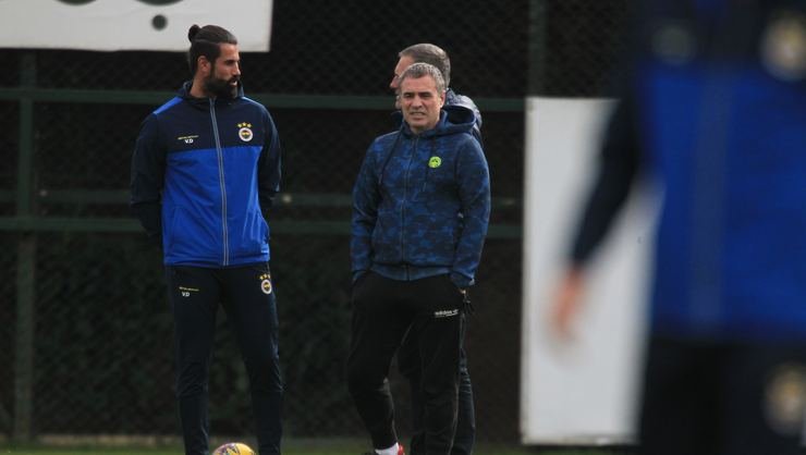 <h2>ERSUN YANAL’DAN UYARI</h2>