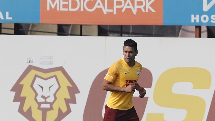 <h2>FALCAO’DAN EKSTRA MESAİ</h2>