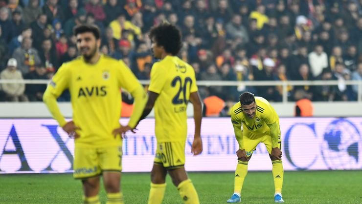 <h2>FENERBAHÇE 40 ŞUTTAN GOL BULAMADI</h2>