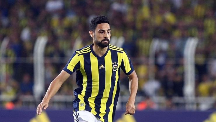 <h2>FLAŞ! GALATASARAY’A TRANSFER OLUYOR</h2>