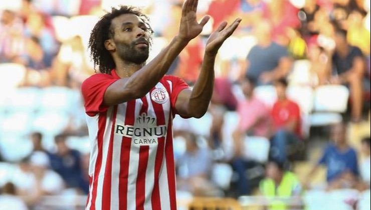 <h2>GALATASARAY’DAN SAĞ BEK TRANSFERİ OPERASYONU</h2>