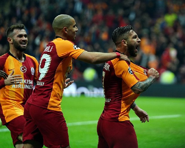 <h2>SOSYAL MEDYADA ADEM BÜYÜK ÇOŞKUSU</h2>
