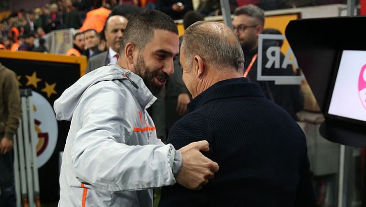 <h2>ARDA TURAN OCAK AYINDA İMZALIYOR</h2>