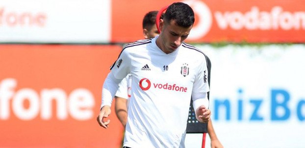 <h2>BEŞİKTAŞ’TA BİR DÖNEM SONA ERİYOR</h2>