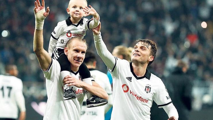 <h2>BEŞİKTAŞ’TA TRANSFERLER O İSİMLERE BAĞLI</h2>