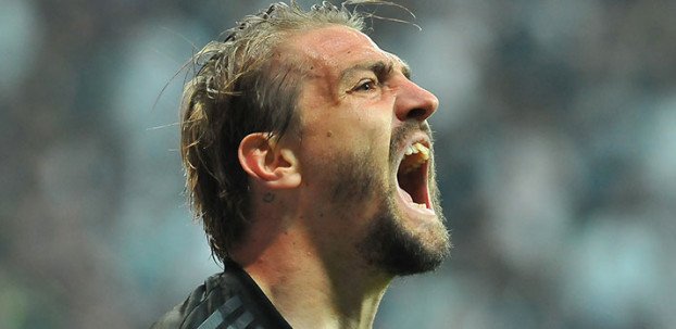 CANER ERKİN AVRUPA’NIN ZİRVESİNDE