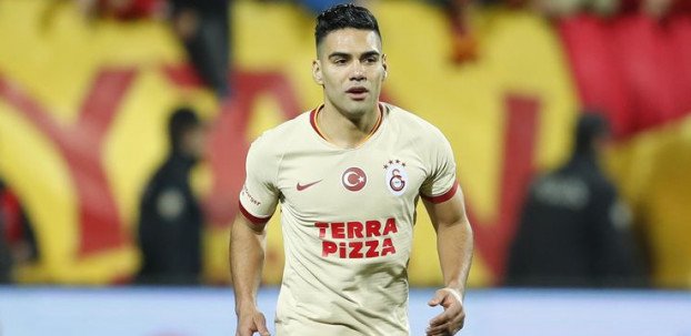 <h2>FALCAO’YA FLAŞ TEKLİF</h2>