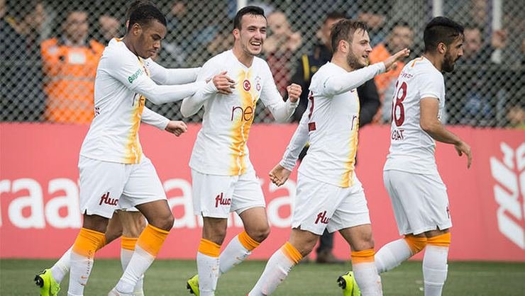 <h2>FENERBAHÇE GALATASARAY’IN YILDIZINI ALIYOR</h2>