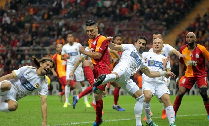 RIDVAN DİLMEN’DAN GALATASARAY YORUMU