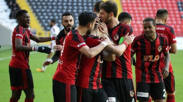<h2>13. GAZİANTEPSPOR 308 PUAN</h2>