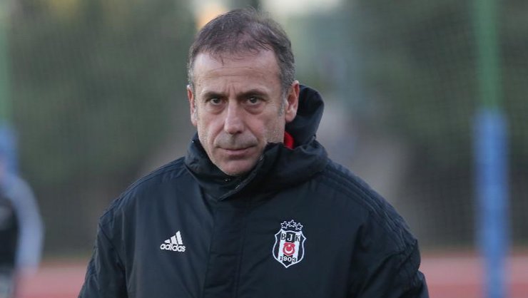 <h2>BEŞİKTAŞ’TA İLK TEKNİK DİREKTÖR ADAYI</h2>