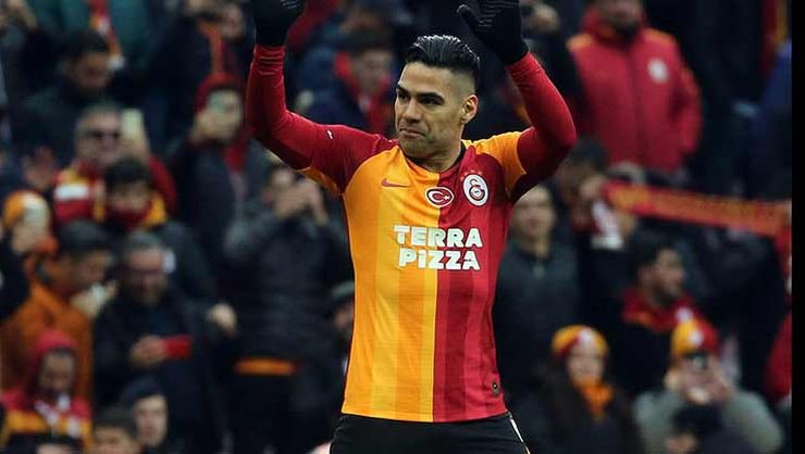 <h2>İSPANYOLLAR FALCAO’YU KONUŞUYOR</h2>