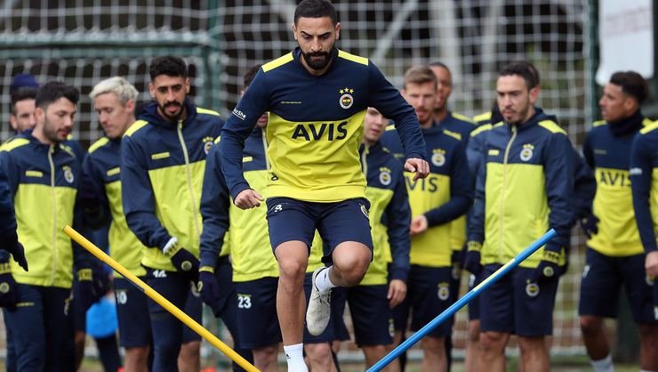 MEHMET EKİCİ FENERBAHÇE’NİN YENİ TRANSFERİ