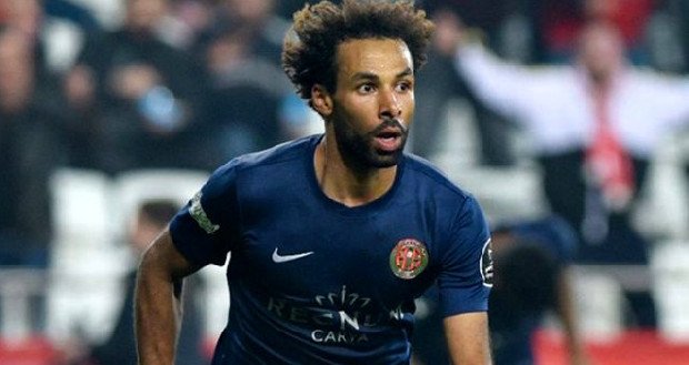 <h2>SERGEN YALÇIN İLK TRANSFERİNİ İSTEDİ</h2>