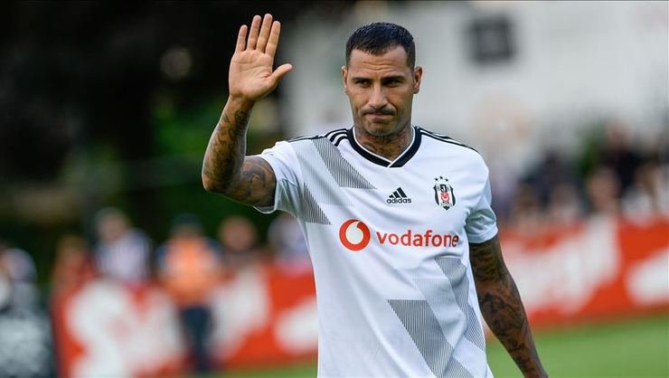 <h2>4’Ü BİR QUARESMA ETMEDİ</h2>