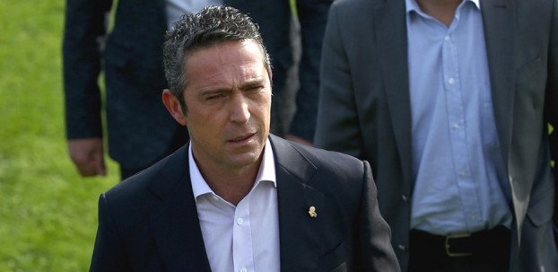 <h2>ALİ KOÇ’U ZOR DURUMDA BIRAKTILAR</h2>