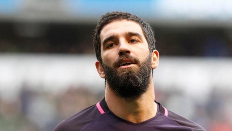 <h2>ARDA TURAN’NDAN YALANLAMA GELDİ</h2>