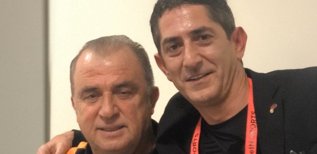 <h2>FLAŞ! ŞÜKRÜ HANEDAR FENERBAHÇELİ YÖNETİCİ İLE KAPIŞMIŞ</h2>