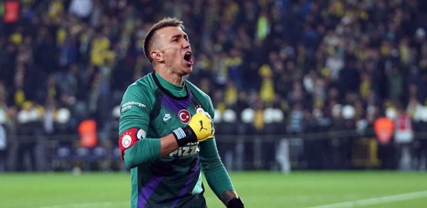 <h2>GALATASARAY’DA MUSLERA GELİŞMESİ</h2>