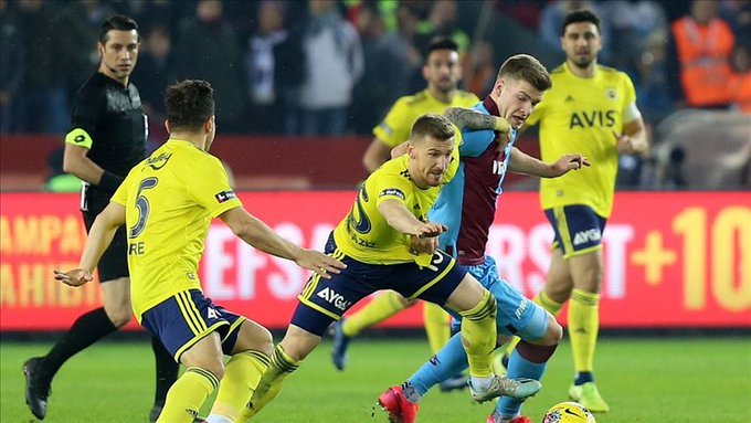 <h2>TRABZONSPOR - FENERBAHÇE MAÇI İÇİN FLAŞ KARAR</h2>