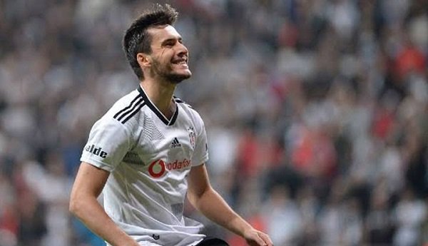 <h2>UMUT NAYİR’DEN MENAJERLİK OYUNU AÇIKLAMASI</h2>