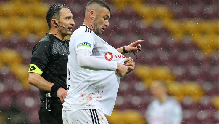 <h2>BURAK YILMAZ’DAN CORONAVÜRÜS AÇIKLAMASI</h2>